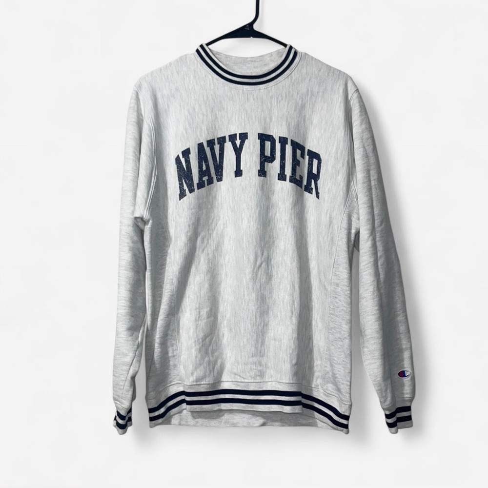Grey Champion Vintage CHICAGO NAVY PIER Crewneck